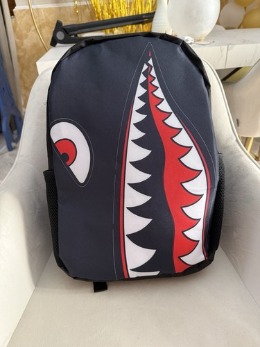 Zaino scuola nero con grafica